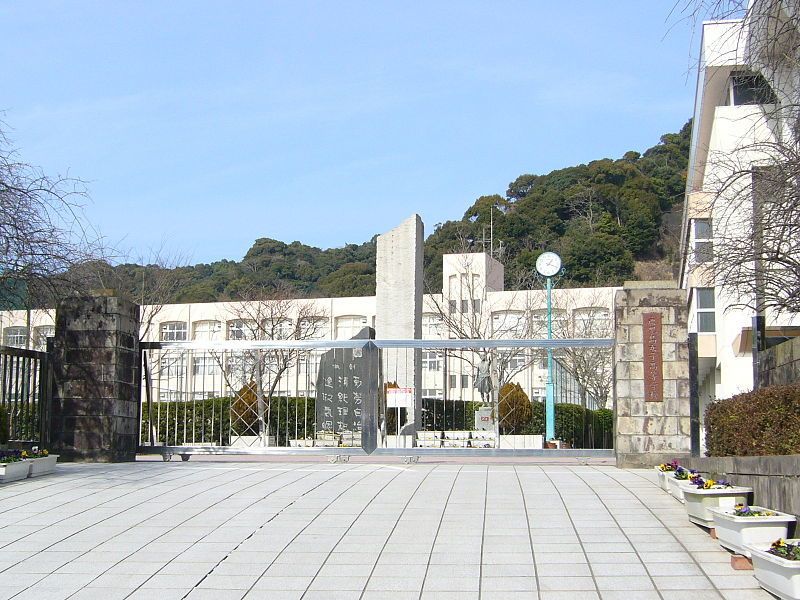 鹿児島市立鹿児島女子高校 鹿児島県 の情報 偏差値 口コミなど みんなの高校情報