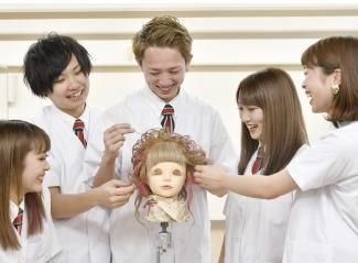 広島県理容美容専門学校の情報満載 学校選びは みん専