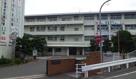長崎工業高等学校出身の有名人 みんなの高校情報