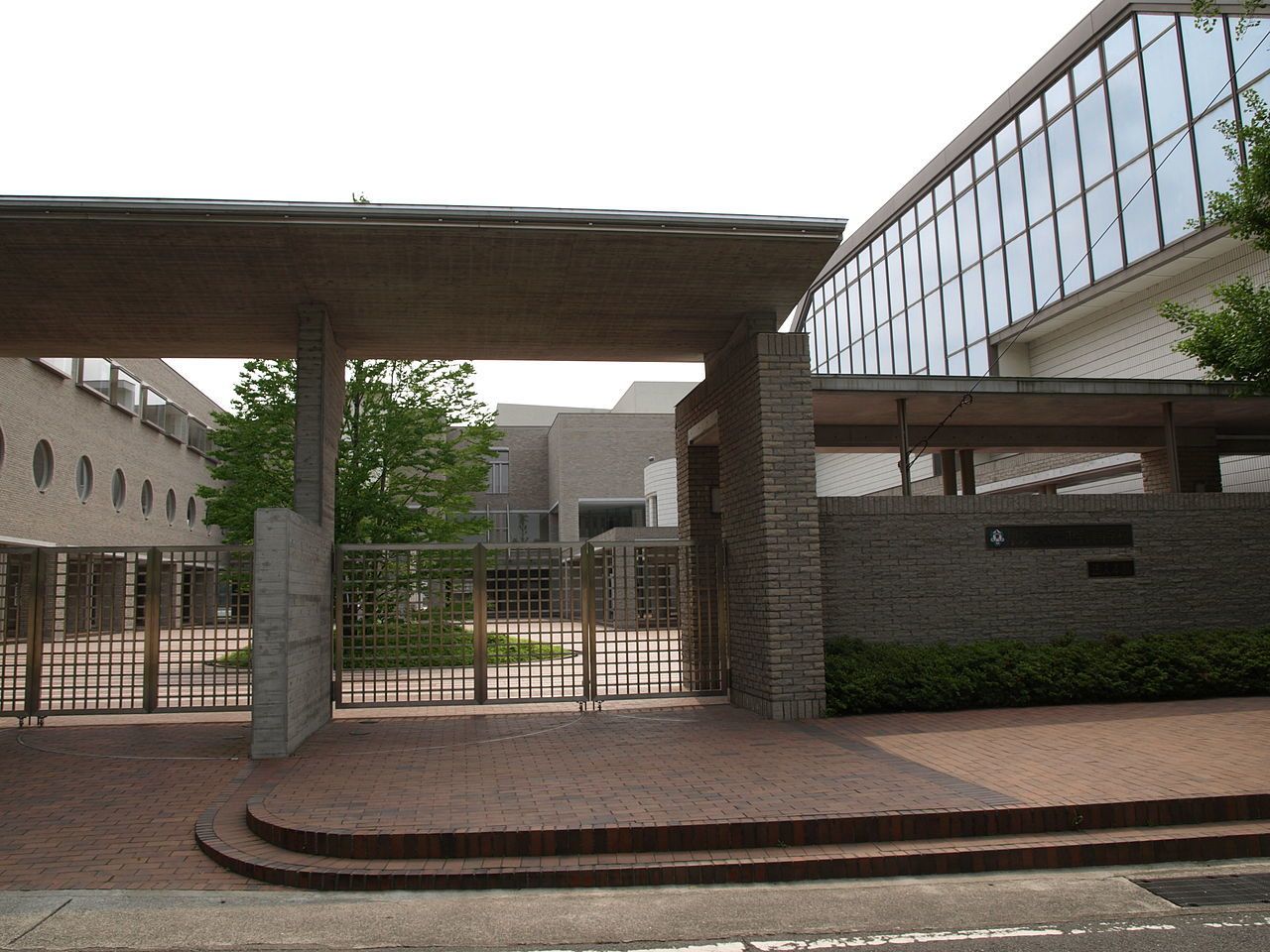 カリタス女子中学 川崎市多摩区 偏差値 学校教育情報 みんなの中学校情報