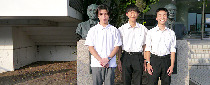 獨協中学校