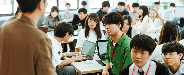 HR高等学院-メイン写真4